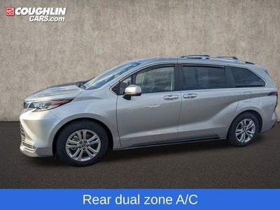 2021 Toyota Sienna Platinum 7 Passenger