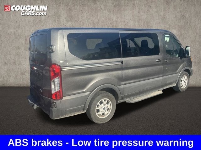 2016 Ford Transit Wagon XLT