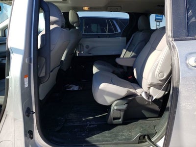 2025 Toyota Sienna XLE