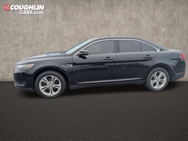 2018 Ford Taurus SE