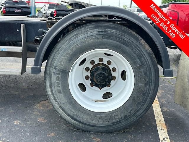 2019 Ford F-750SD Base