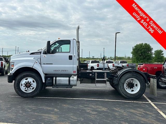 2019 Ford F-750SD Base
