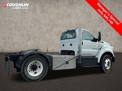 2019 Ford F-750SD Base