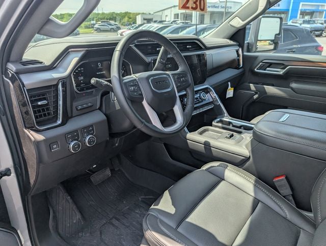 2025 GMC Sierra 3500HD Denali