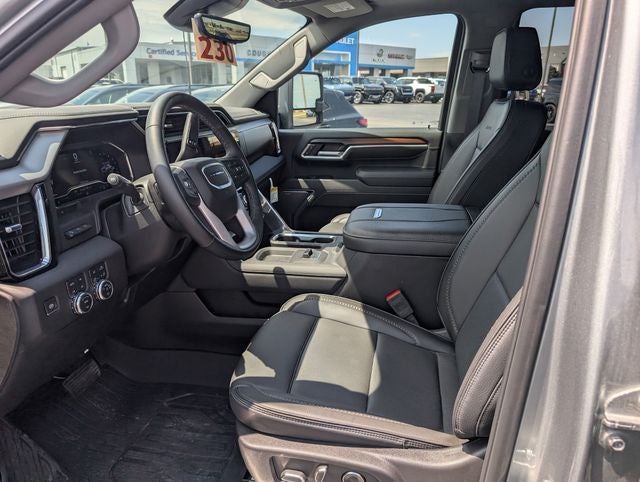 2025 GMC Sierra 3500HD Denali