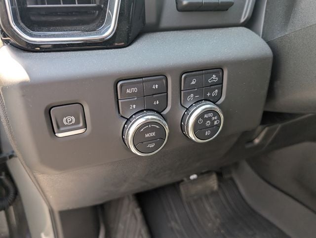 2025 GMC Sierra 3500HD Denali