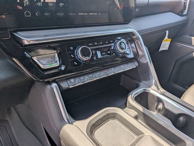 2025 GMC Sierra 3500HD Denali