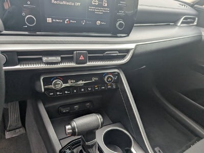 2024 Kia K5 LXS