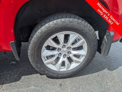 2023 Chevrolet Silverado 1500 4WD Crew Cab 147" Custom