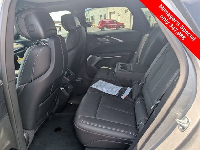 2025 Cadillac LYRIQ Luxury