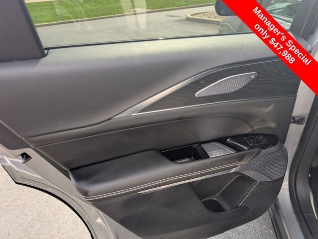 2025 Cadillac LYRIQ Luxury