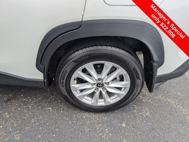 2022 Toyota Corolla Cross LE