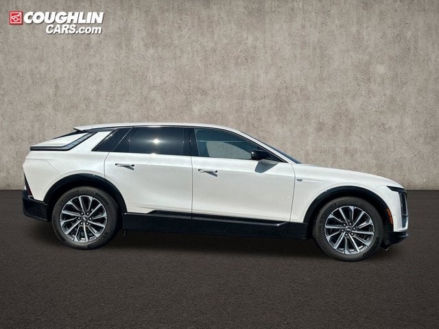 2024 Cadillac LYRIQ Sport