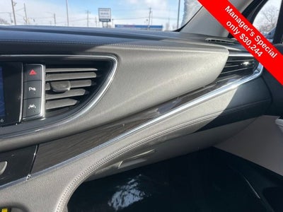 2022 Buick Enclave Essence