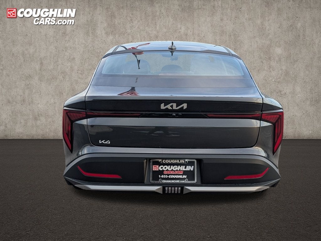 2026 Kia K4 LXS