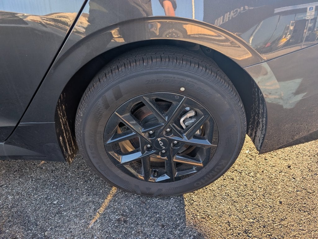 2026 Kia K5 LXS