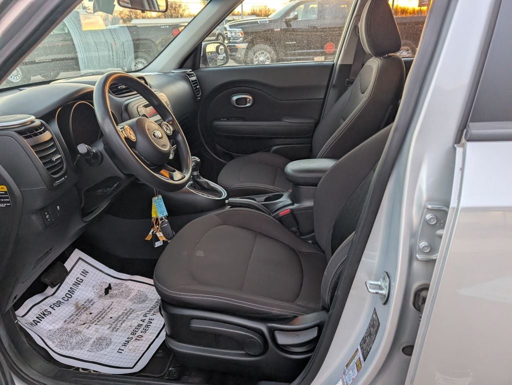 2016 Kia Soul Base