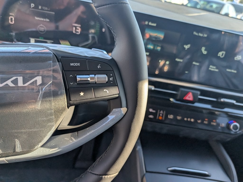 2027 Kia Sportage Hybrid LX