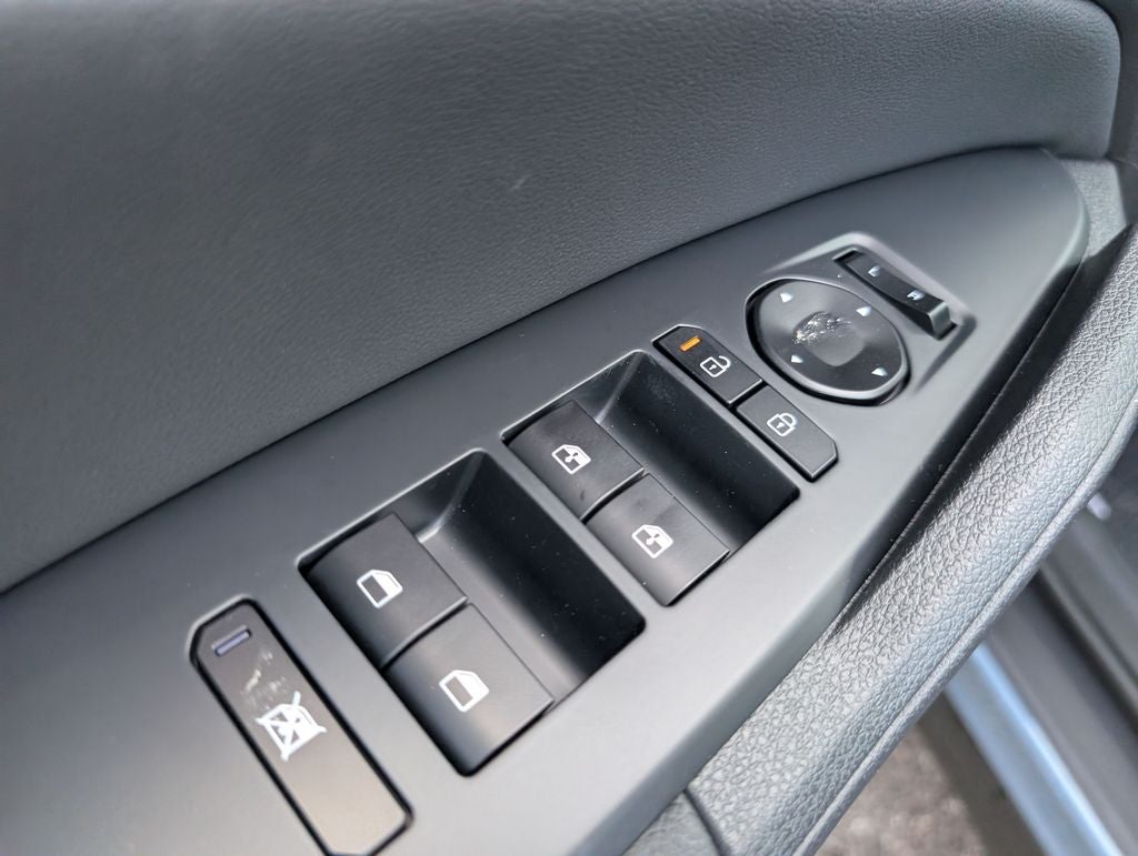 2026 Kia Sportage Hybrid Base