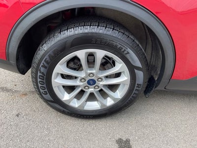 2020 Ford Escape SE