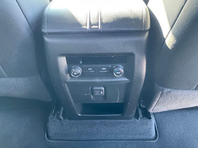 2024 Chevrolet Traverse Limited LT Cloth