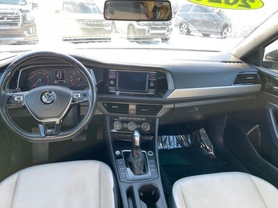 2021 Volkswagen Jetta R-Line