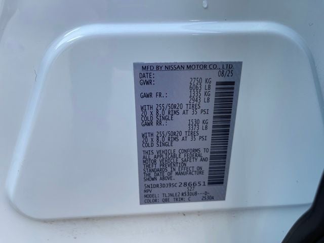 2025 Nissan Pathfinder Platinum