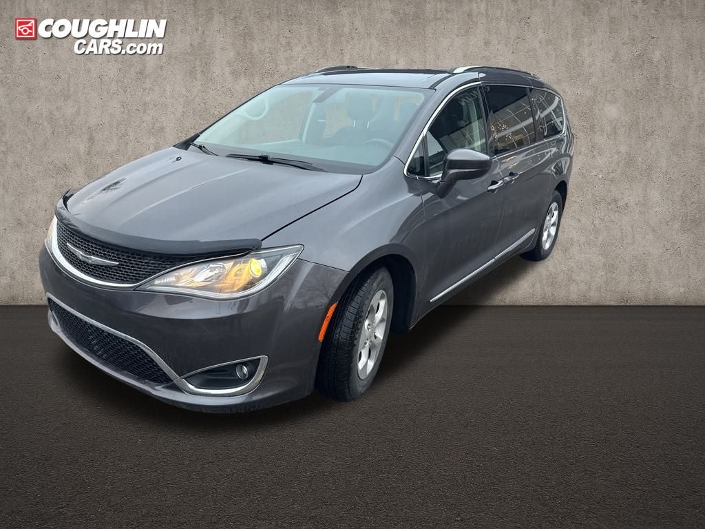 2017 Chrysler Pacifica Touring L Plus