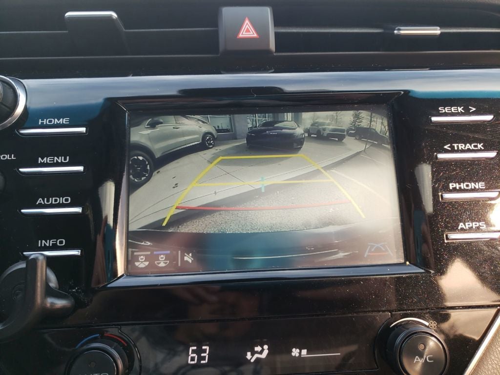 2018 Toyota Camry SE