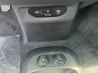 2025 Kia EV6 Light