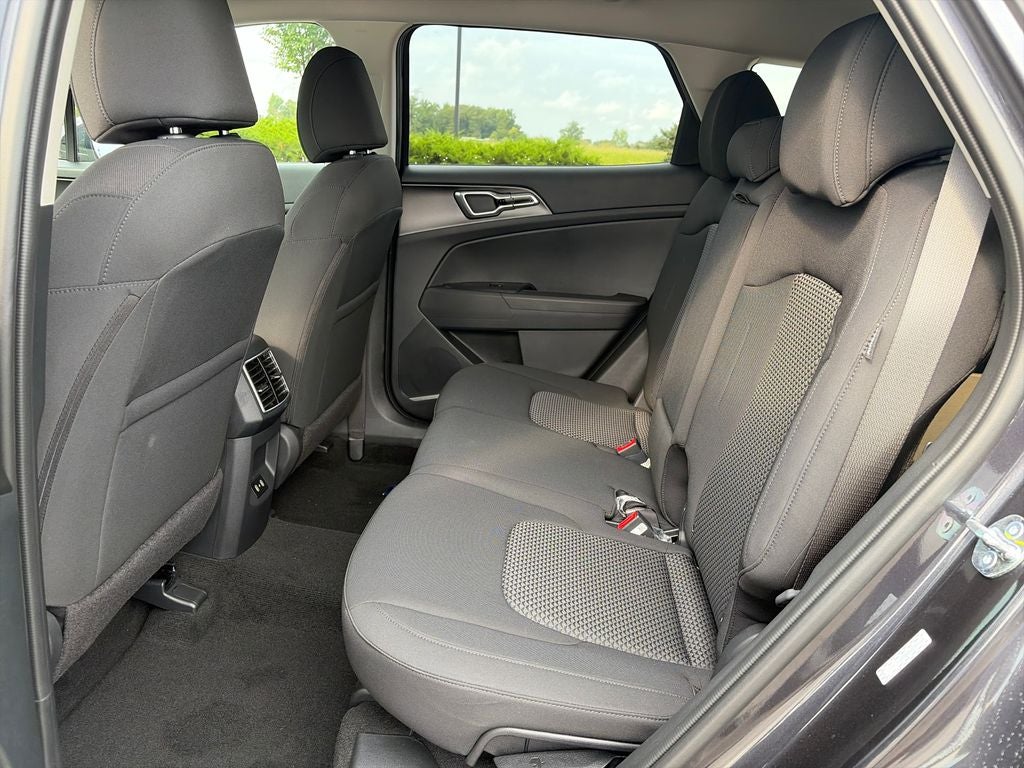 2027 Kia Sportage LX