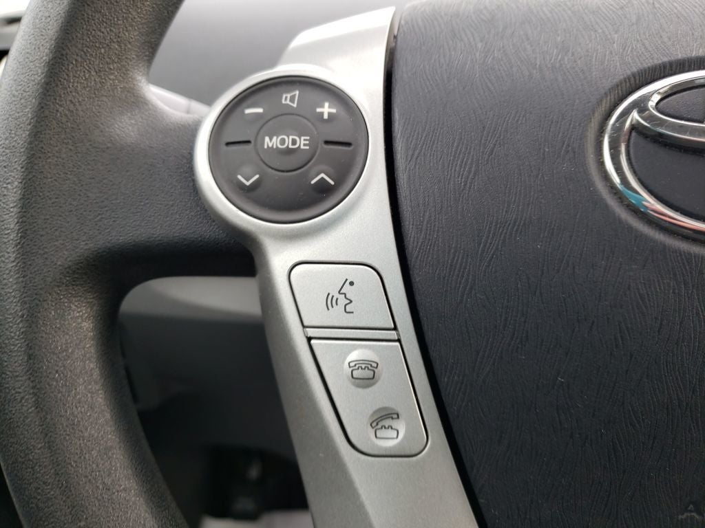 2010 Toyota Prius III