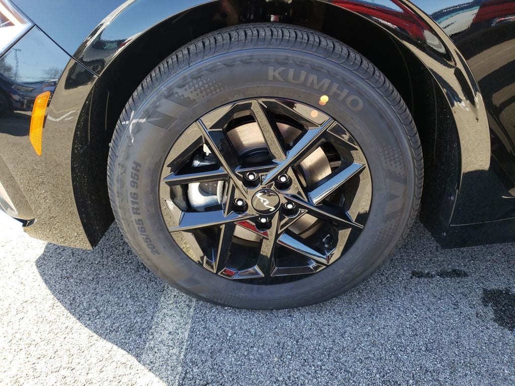 2026 Kia K5 LXS