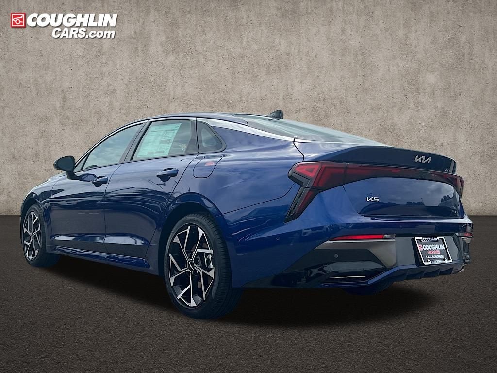 2025 Kia K5 EX