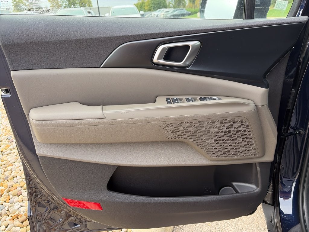 2027 Kia Carnival LXS