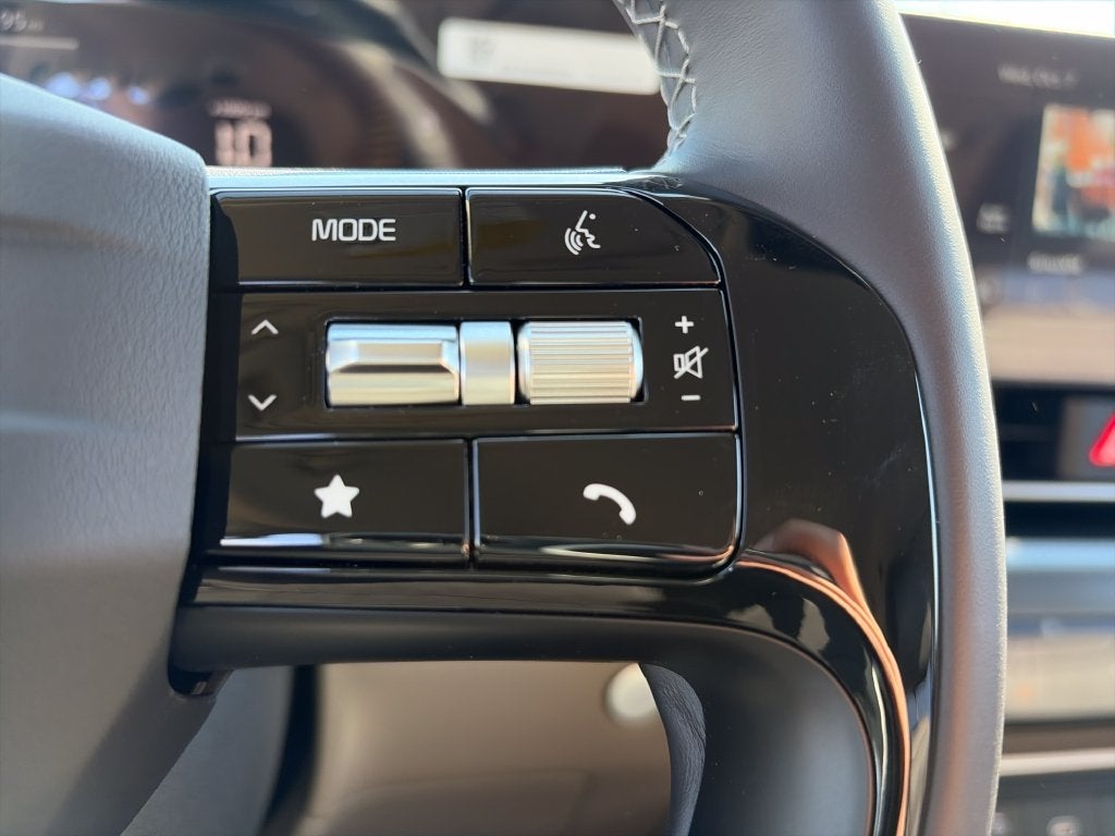 2027 Kia Carnival LXS
