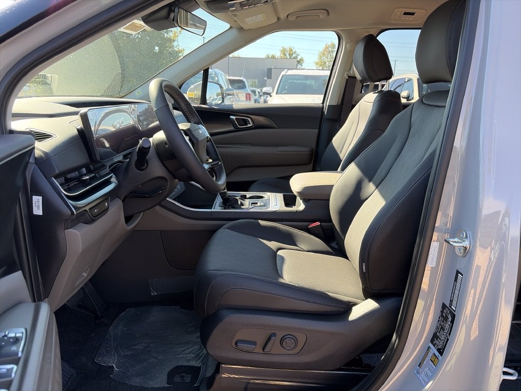 2027 Kia Carnival LXS