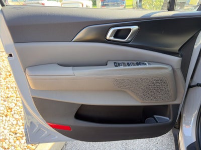2027 Kia Carnival LXS