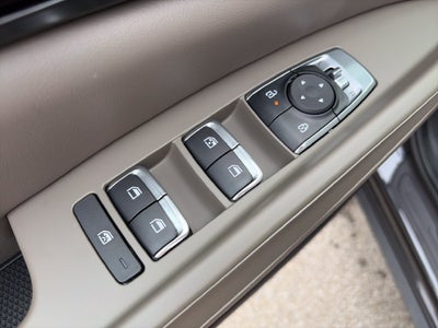 2027 Kia Carnival Hybrid LXS