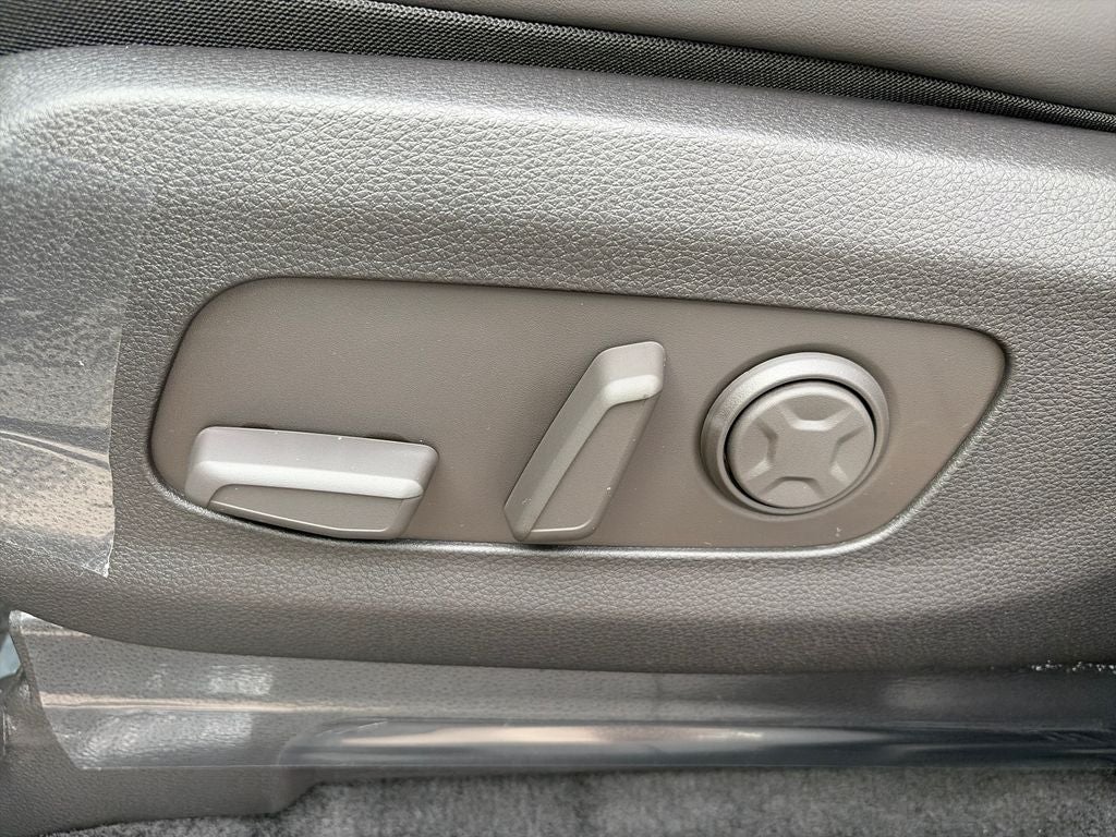 2027 Kia Carnival Hybrid EX