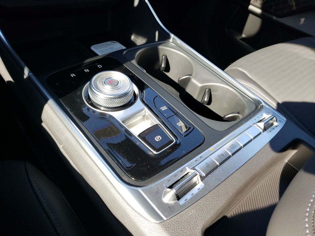 2026 Kia Carnival Hybrid Base