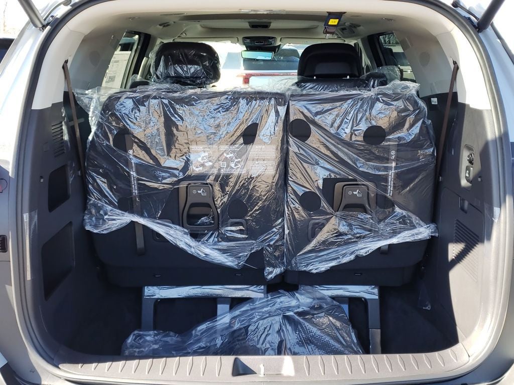 2026 Kia Carnival Hybrid Base