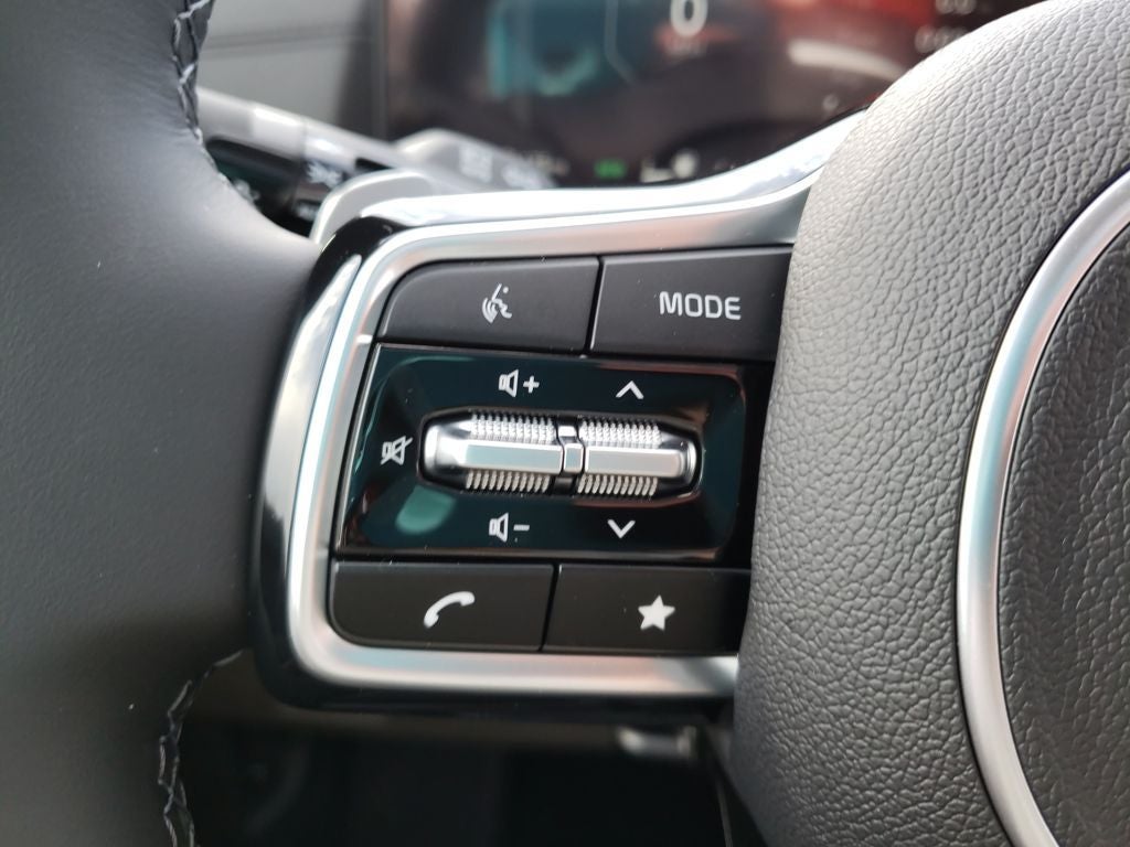 2026 Kia Carnival Hybrid Base