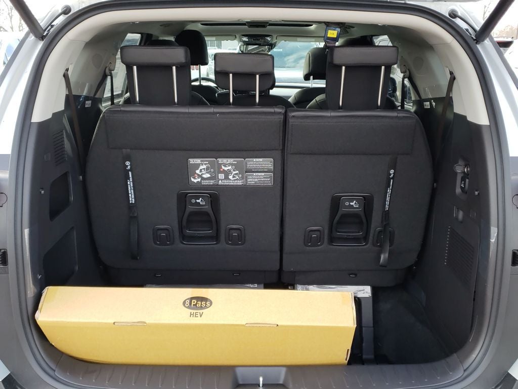 2026 Kia Carnival Hybrid Base