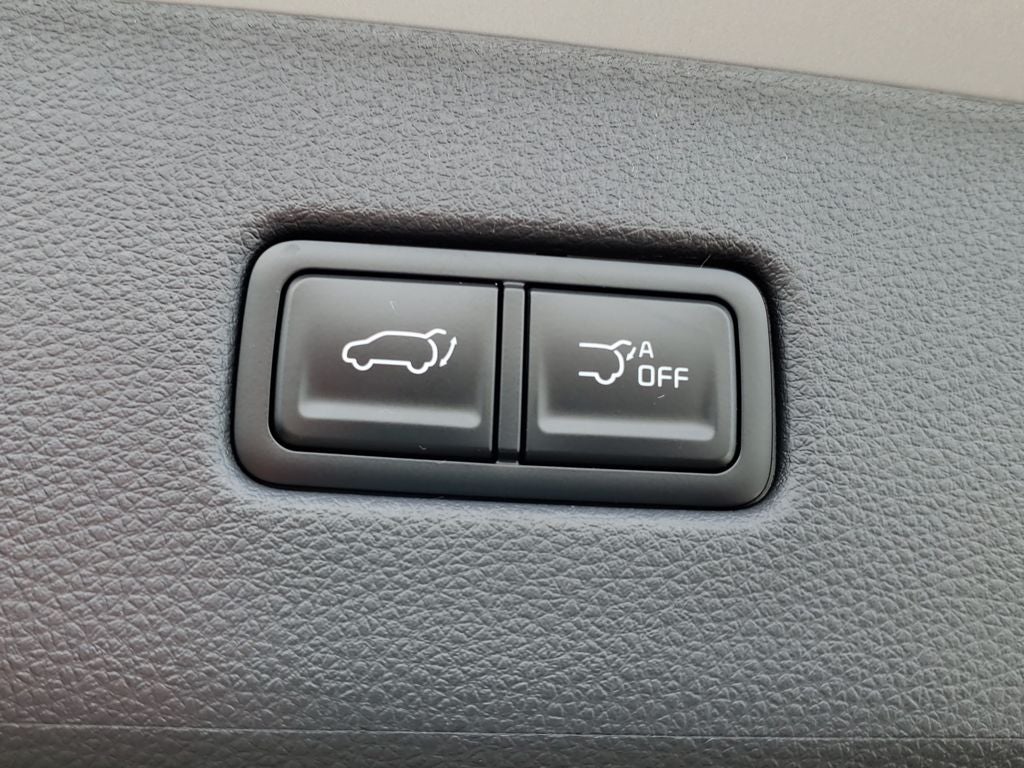 2026 Kia Carnival Hybrid Base