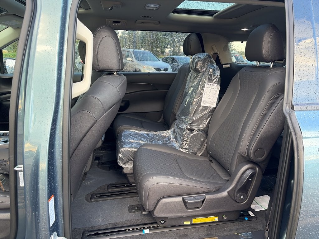 2027 Kia Carnival Hybrid SX Prestige