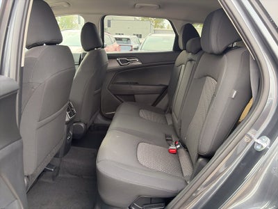 2027 Kia Sportage Hybrid LX