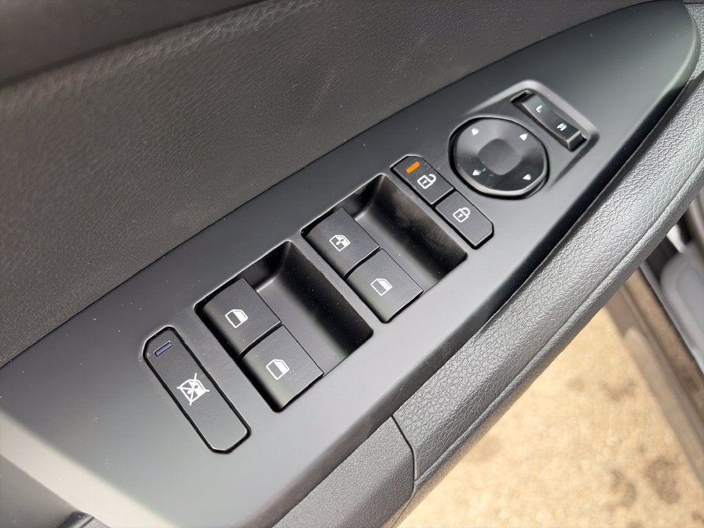 2027 Kia Sportage Hybrid LX