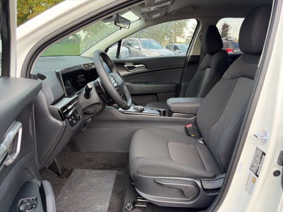 2027 Kia Sportage Hybrid LX