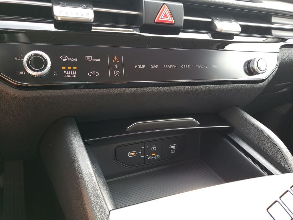 2026 Kia Sportage Hybrid LX